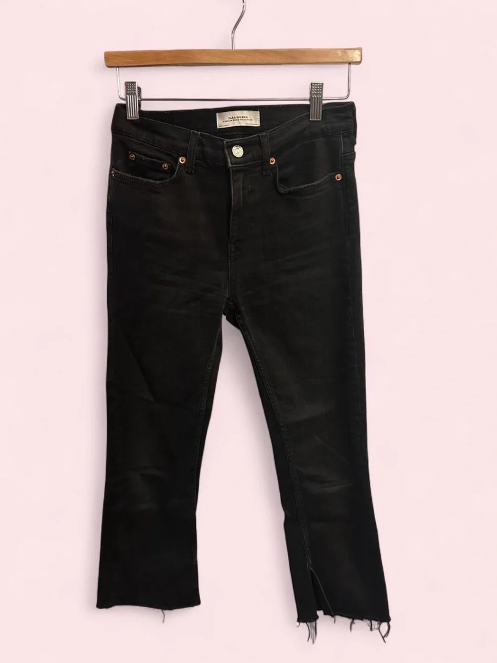 Zara Black Cropped Straight Jeans